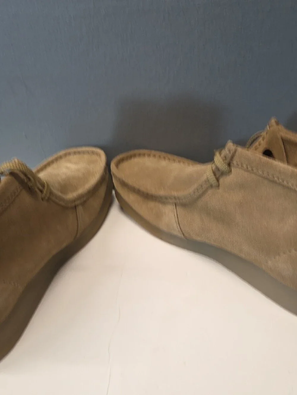 Clarks Men's Chukka Boots in Tan Suede Size 11.5